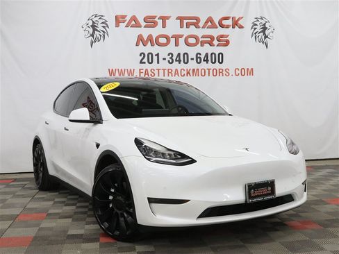 Used 2021 Tesla Model Y Long Range AWD/4WD image 3