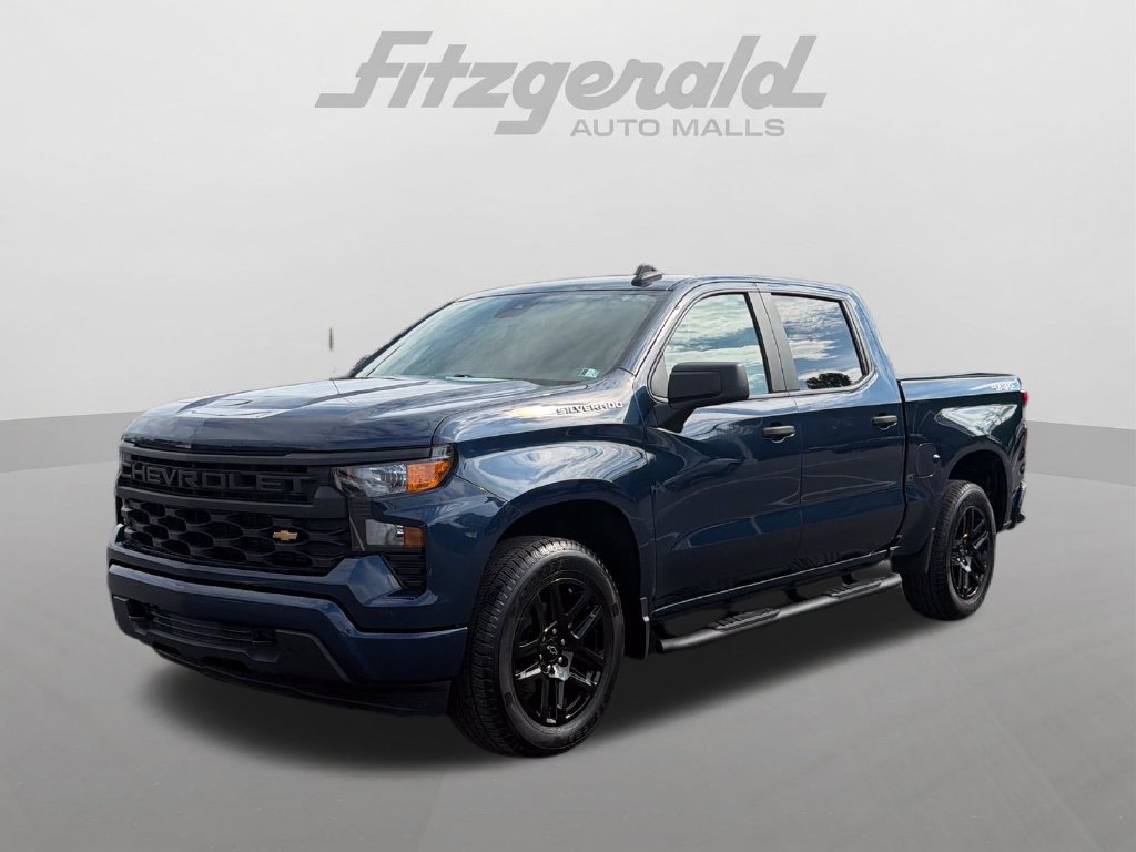 Used 2023 Chevrolet Silverado 1500 Custom AWD/4WD image 3