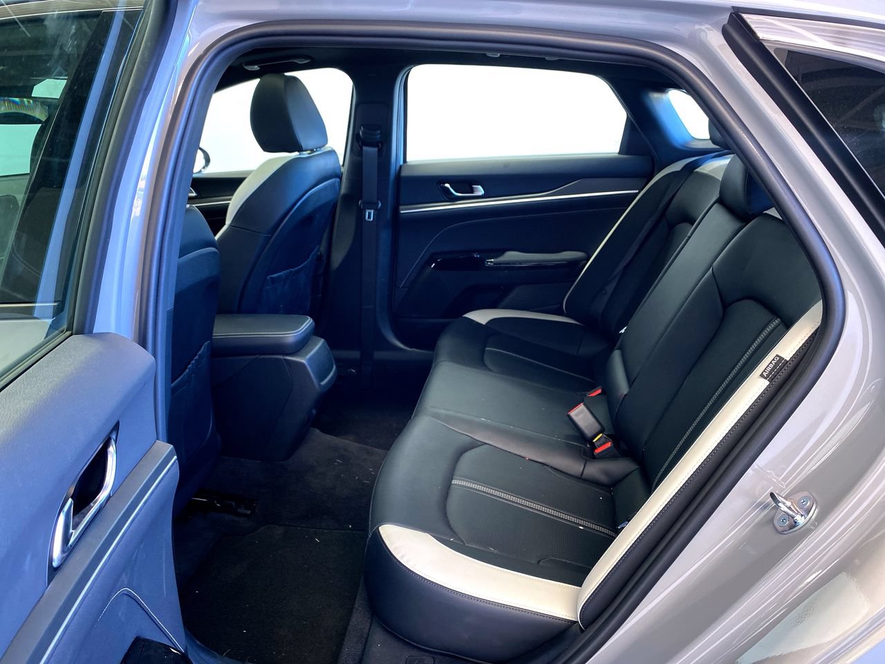 Certified 2026 Kia K5 GT-Line w/ GT-Line Premium Package FWD image 34