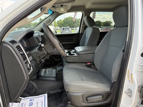 Used 2018 RAM 3500 Tradesman w/ Chrome Appearance Group AWD/4WD image 15