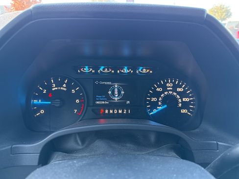 Used 2017 Ford F150 XL w/ Equipment Group 101A Mid image 8