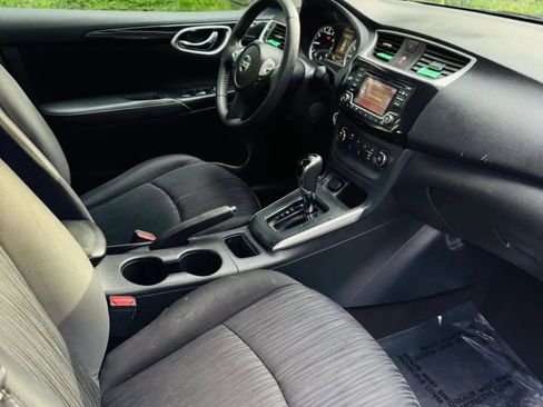 Used 2017 Nissan Sentra SV FWD image 11