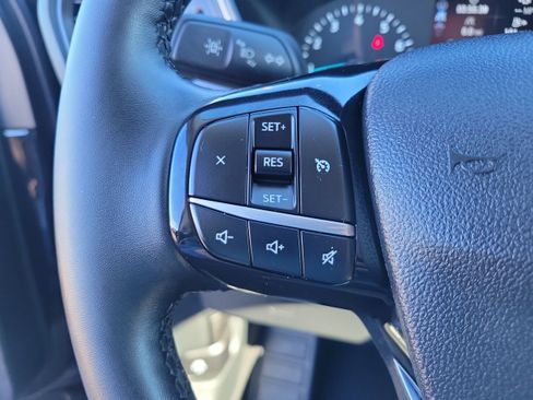 Certified 2022 Ford Escape SE w/ SE Sport Appearance Package image 25