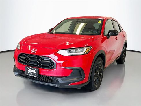 Certified 2025 Honda HR-V Sport image 4