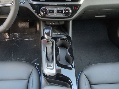 New 2026 Buick Envista Sport Touring w/ Convenience I Package FWD image 13
