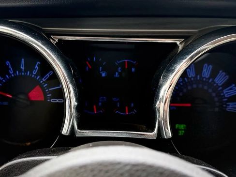 Used 2006 Ford Mustang GT Premium image 15