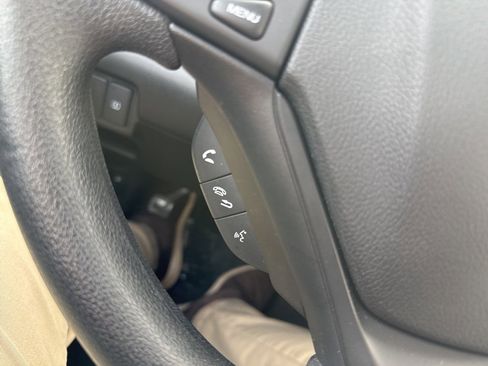 Used 2015 Honda CR-V LX image 33