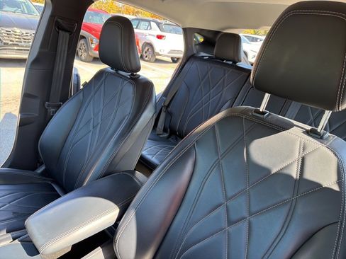 Used 2021 Ford Mustang Mach-E Select image 15