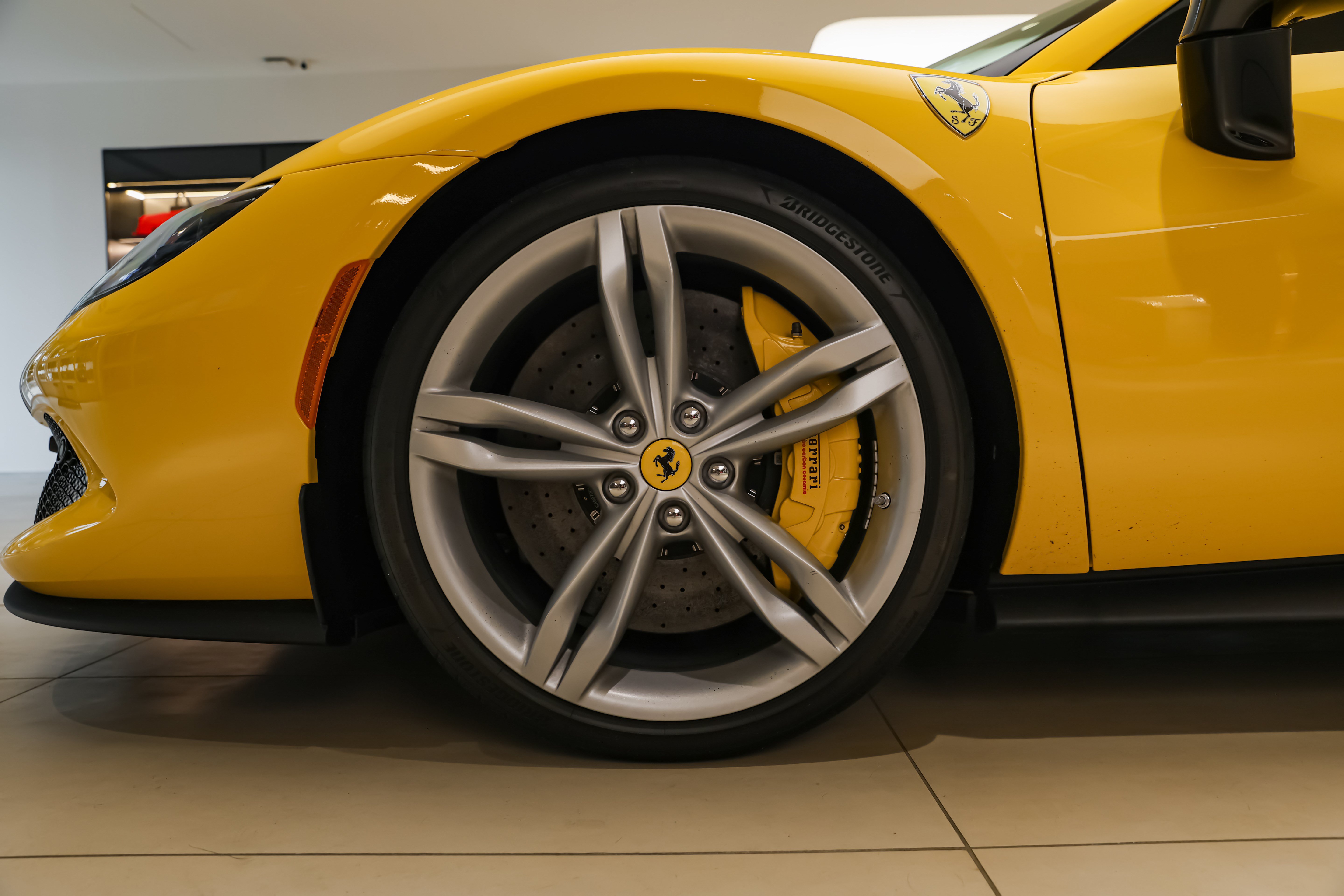 Used 2025 Ferrari 296 GTS RWD image 22