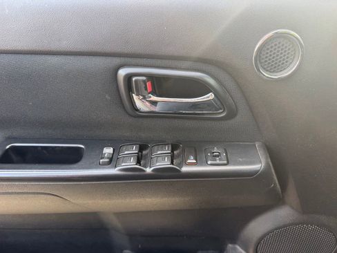 Used 2008 GMC Canyon SLE AWD/4WD image 9