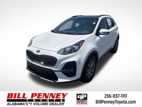 Used 2020 Kia Sportage S w/ Option Group 020 FWD image 1