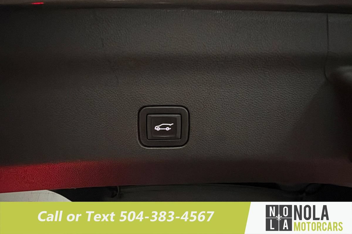 Used 2022 Chevrolet Tahoe Z71 AWD/4WD image 32