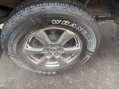 Certified 2018 Ford F150 Lariat image 10