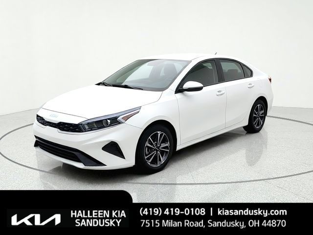 Certified 2023 Kia Forte LXS w/ LXS Technology Package FWD image 1