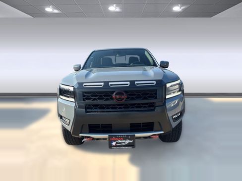 New 2026 Nissan Frontier PRO-4X w/ Pro-4x Convenience Package image 6