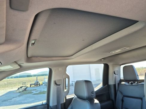 Used 2019 GMC Sierra 1500 SLT image 19