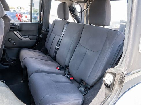 Used 2017 Jeep Wrangler Unlimited Sport image 18