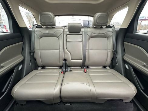 Used 2023 Lincoln Corsair AWD w/ Equipment Group 101A image 14