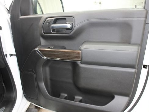 Used 2019 Chevrolet Silverado 1500 LT w/ All-Star Edition AWD/4WD image 31