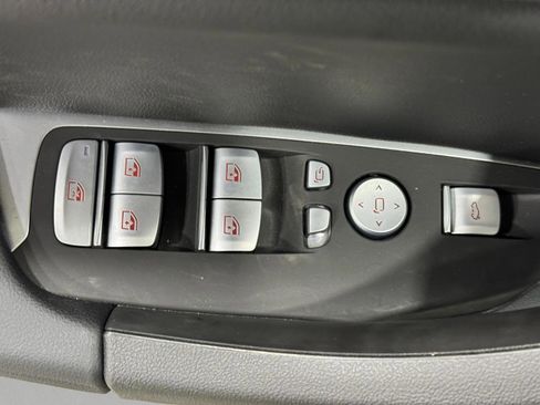 Certified 2025 BMW X4 xDrive30i w/ M Sport Package image 25