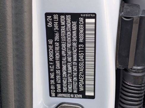 Certified 2025 Porsche Panamera 4 image 29