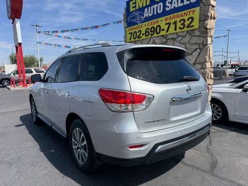 Used 2013 Nissan Pathfinder SV image 7