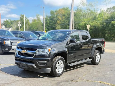 Used 2019 Chevrolet Colorado LT AWD/4WD image 4