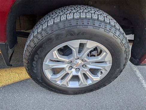 Used 2025 Chevrolet Silverado 1500 LTZ w/ LTZ Premium Package image 5