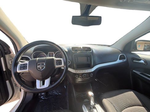Used 2015 Dodge Journey SXT w/ Flexible Seating Group FWD image 20