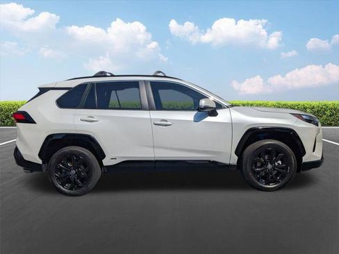 Certified 2023 Toyota RAV4 SE w/ Convenience Package image 3