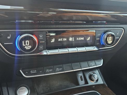 Used 2019 Audi Q5 2.0T Premium w/ Convenience Package image 37