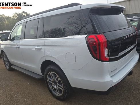 Used 2025 Ford Expedition Active image 4