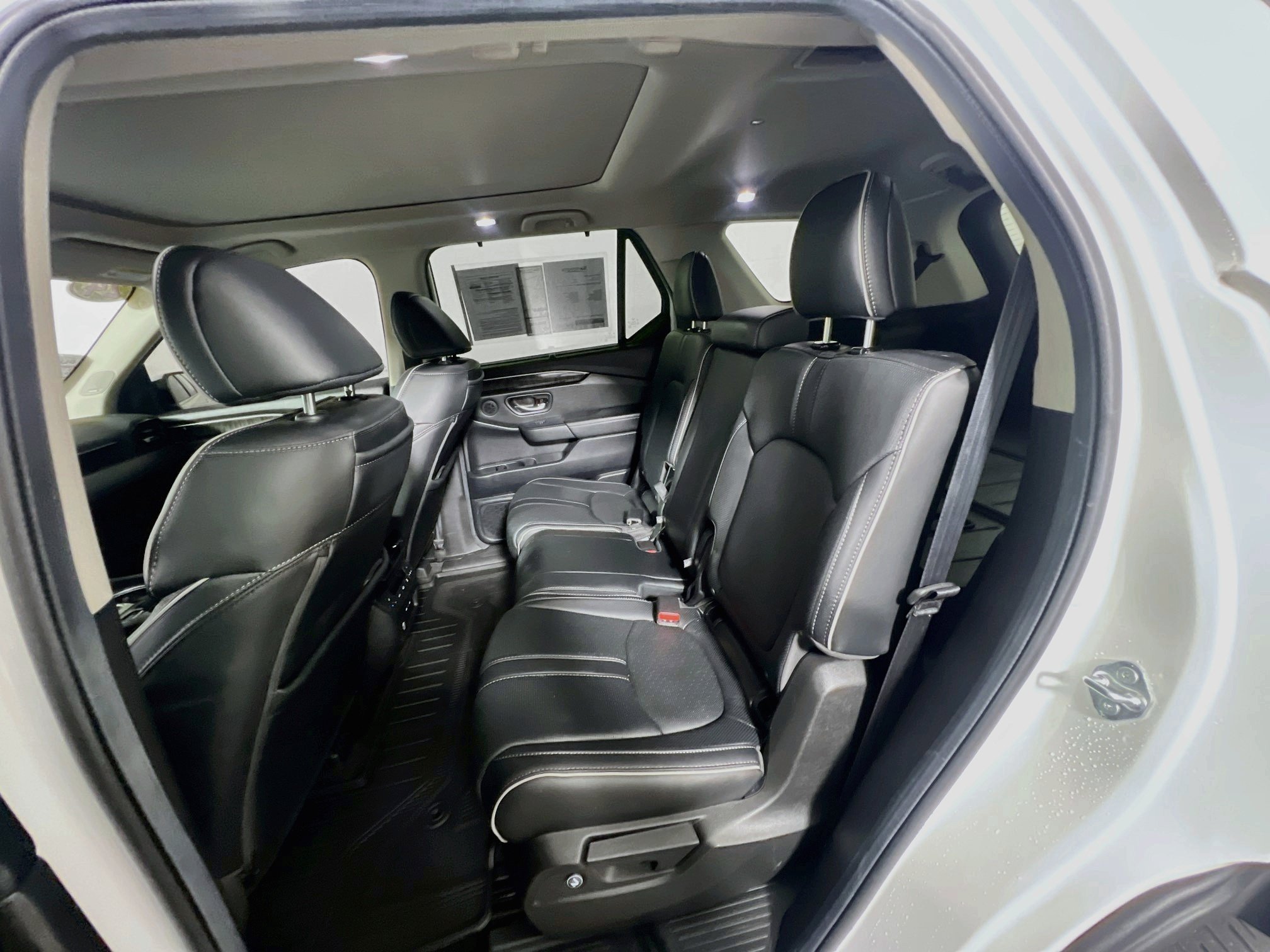 Used 2024 Honda Pilot Elite image 29
