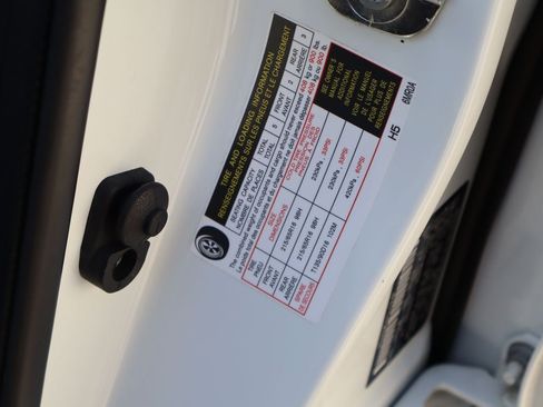 Used 2020 Nissan Rogue Sport S FWD image 28