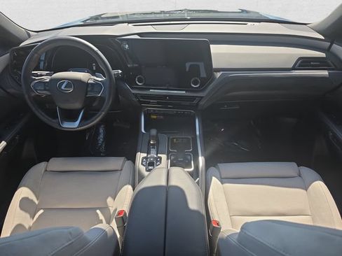 Used 2026 Lexus TX 350 AWD w/ Technology Package image 9