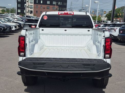 New 2026 Chevrolet Colorado Trail Boss AWD/4WD image 25