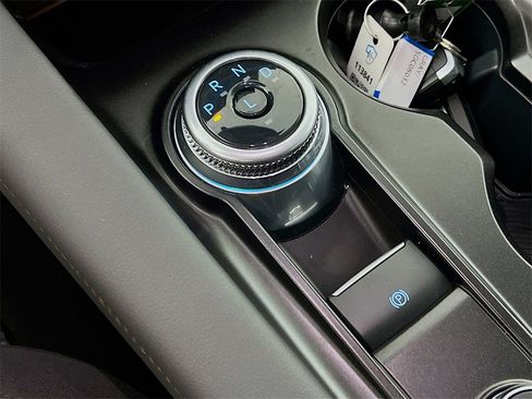 Used 2025 Ford Explorer Active image 16