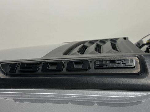 Used 2019 RAM 1500 Sport w/ Level 2 Equipment Group AWD/4WD image 7