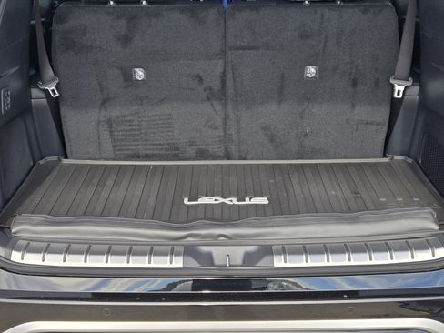 New 2026 Lexus TX 500h AWD image 22