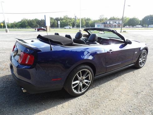 Used 2011 Ford Mustang GT Premium w/ Electronics Pkg RWD image 11