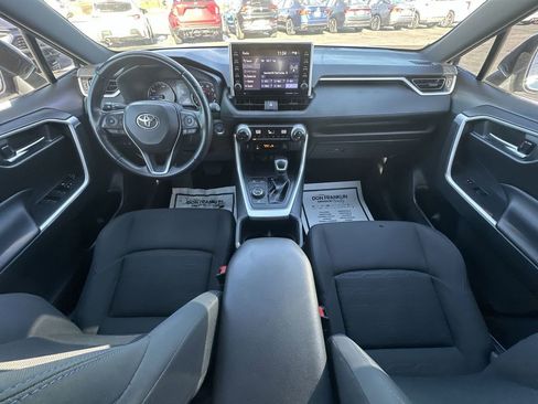 Used 2022 Toyota RAV4 SE w/ Convenience Package AWD/4WD image 20