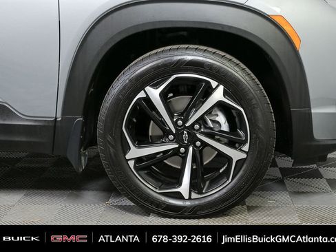 Used 2023 Chevrolet TrailBlazer RS image 35