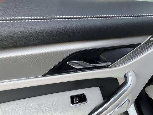 Used 2025 Jaguar F-PACE R-Dynamic S image 29