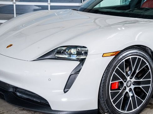 Used 2021 Porsche Taycan 4S image 12