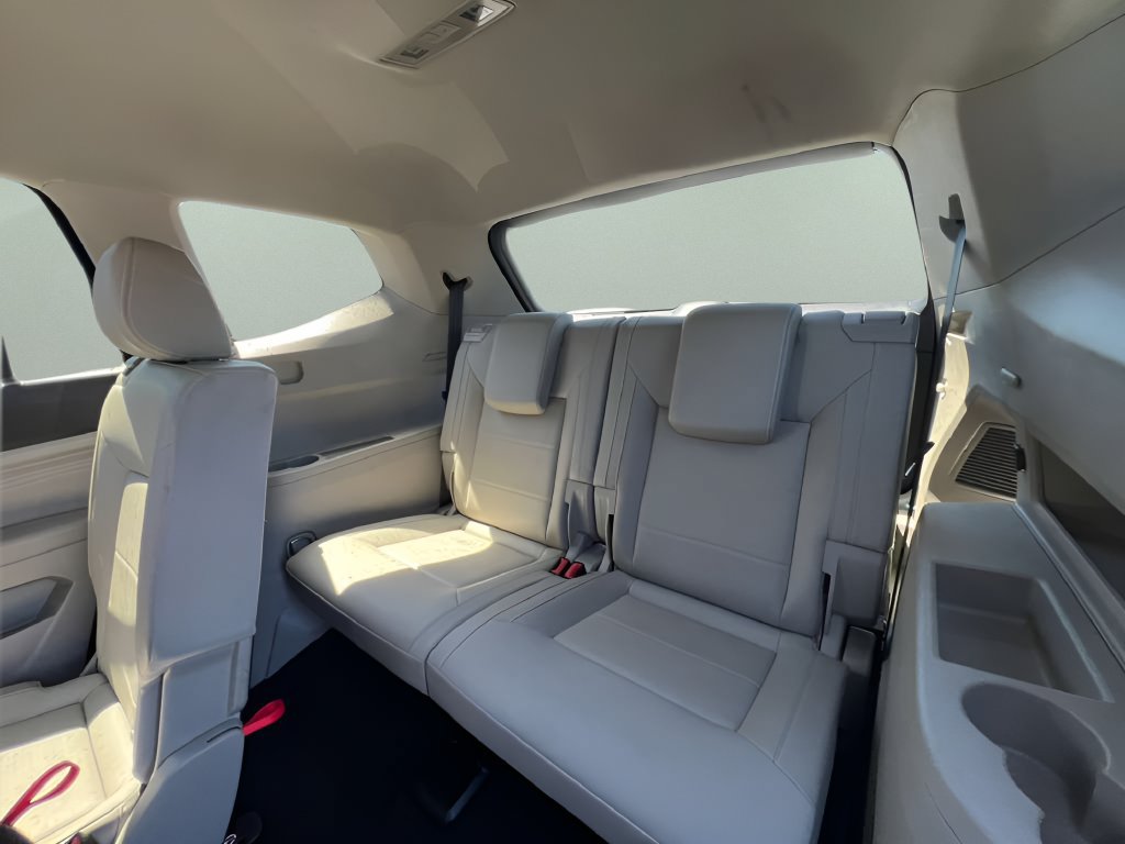 Used 2023 Volkswagen Atlas SE AWD/4WD image 18