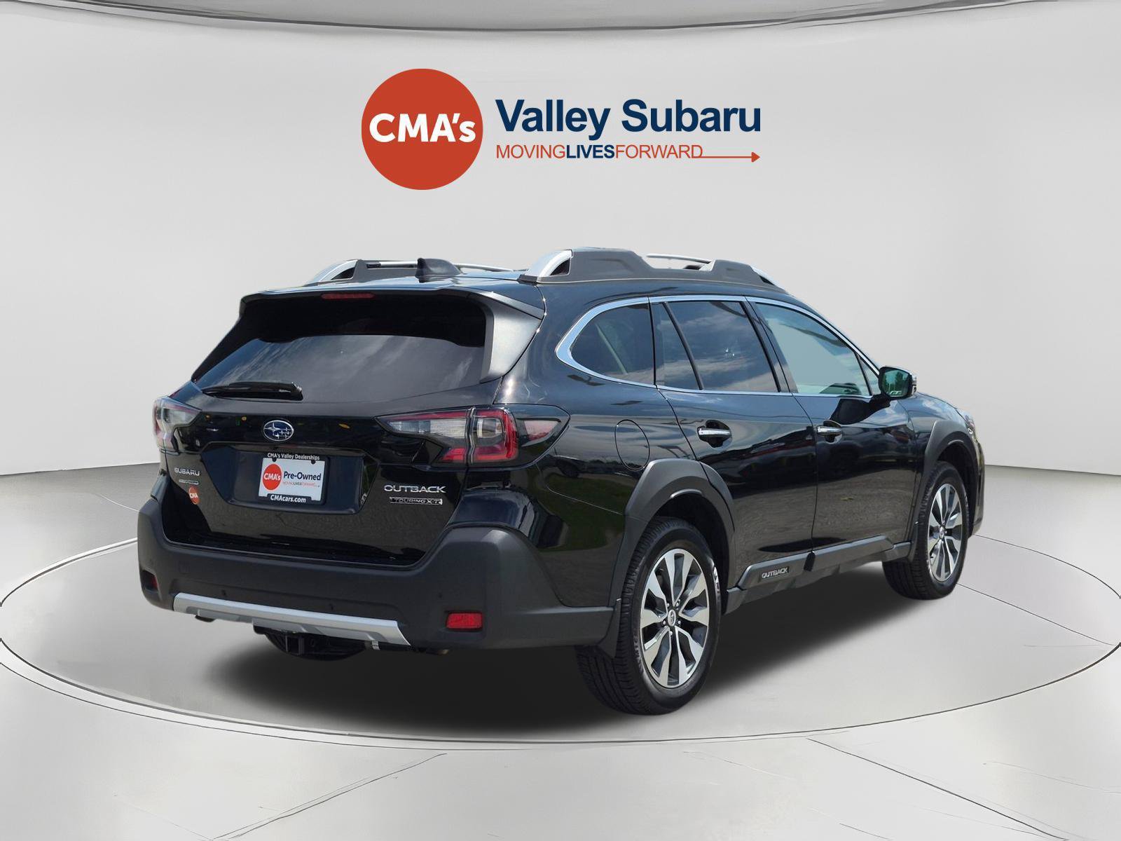 Used 2023 Subaru Outback Touring XT AWD/4WD image 5