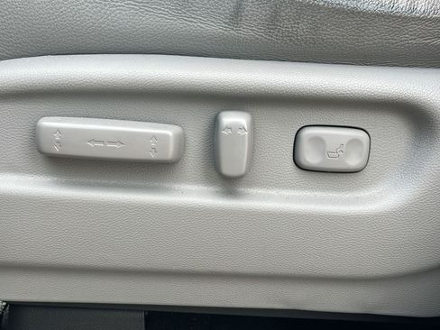 Used 2023 Honda Passport EX-L image 3