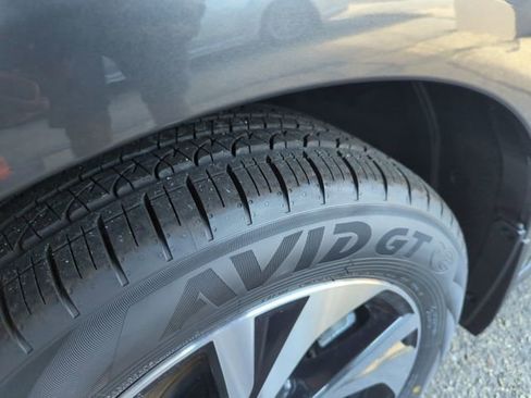 Used 2025 Subaru Legacy Premium image 29