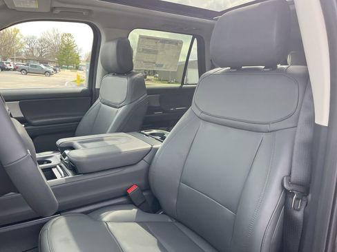 New 2026 Ford Expedition Max Active image 10