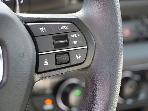 Used 2025 Honda Accord SE image 13